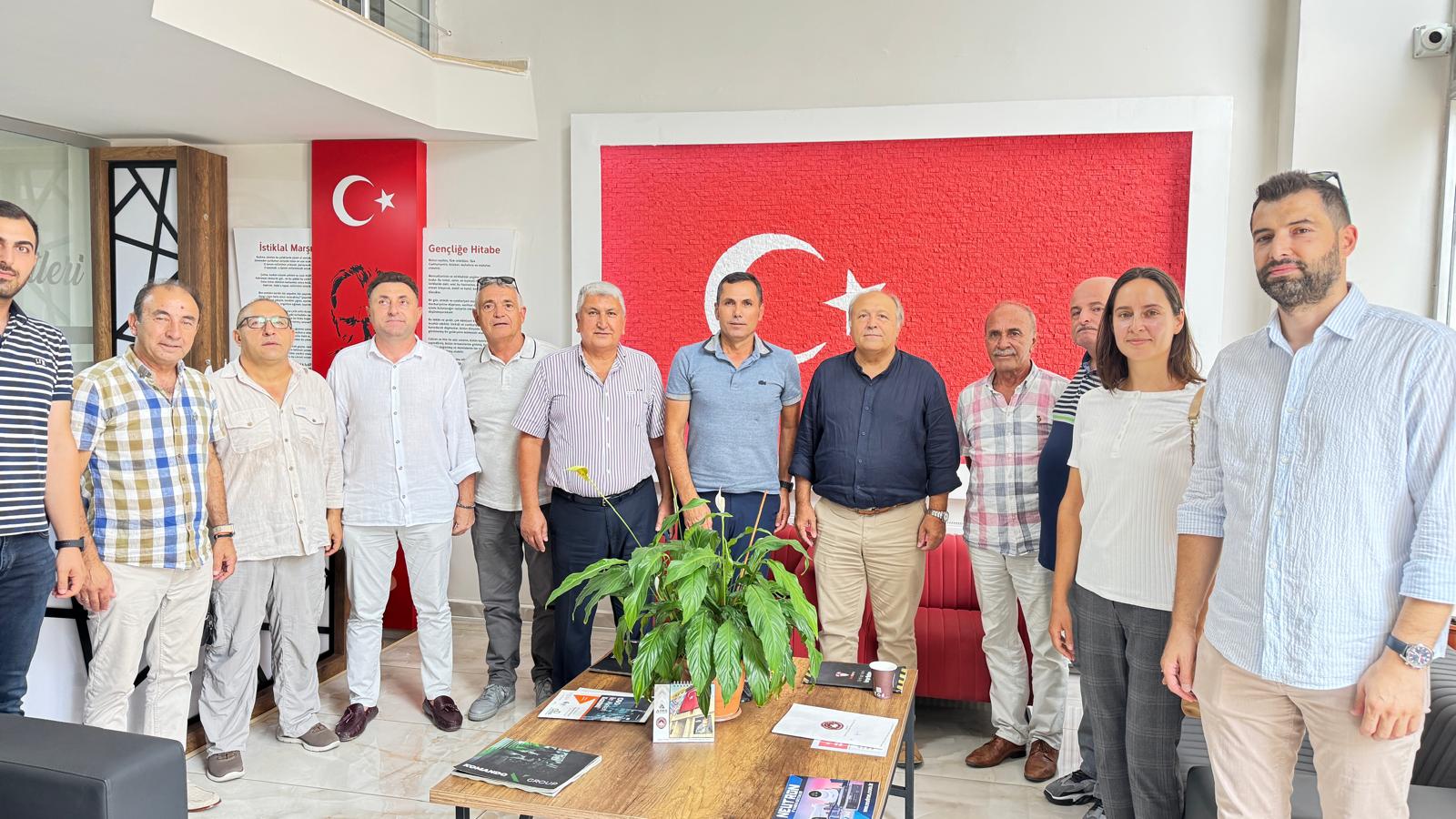 Silivri SİAD Ailesi olarak SİAD Üyemiz Ziya Şenkul’u Rumeli Güvenlik Firmasında Ziyaret Ederek Başsağlığı Diledik.