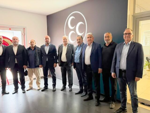 Silivri Sanayici Ve İş Adamları Derneği Başkanımız Hakan Kocabaş, ve üyelerimiz ile birlikte MHP Silivri İlçe Başkanı Zafer Yalçın’a taziye ve aynı zamanda hayırlı olsun ziyaretinde bulunduk.